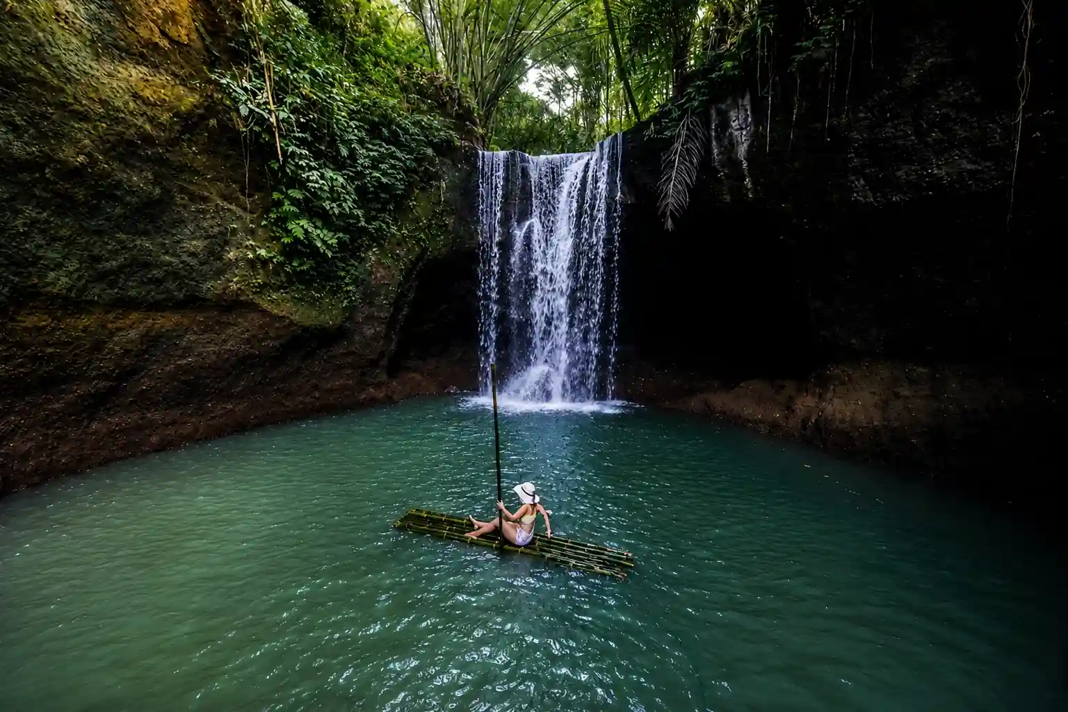 Suwat Bali waterfall